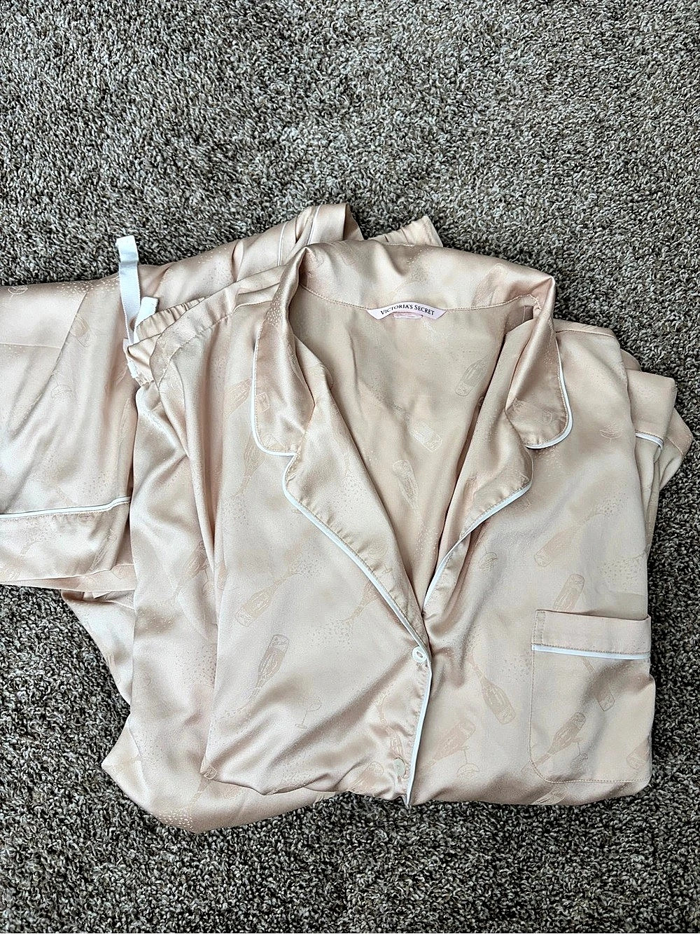 Victoria's Secret Signature Satin Long Pajama Set Pink champagne glasses XXL